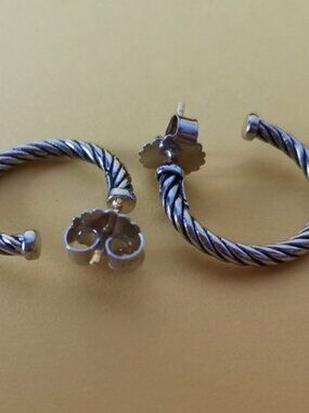 David Yurman Sculpted Cable Hoop Earrings